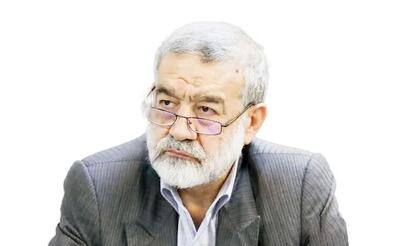 غضنفری، نماینده مجلس: افزایش چندبرابری قیمت بنزین خلاف قانون است