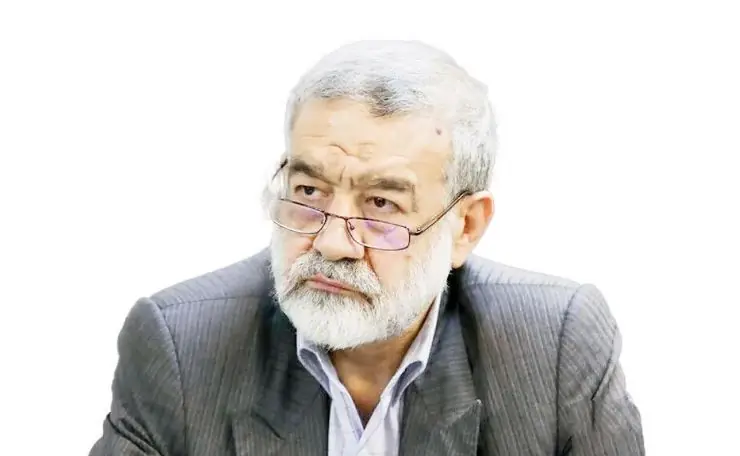  غضنفری، نماینده مجلس: افزایش چندبرابری قیمت بنزین خلاف قانون است