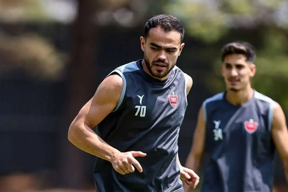 بمب پرسپولیس نیمکتنشین شد