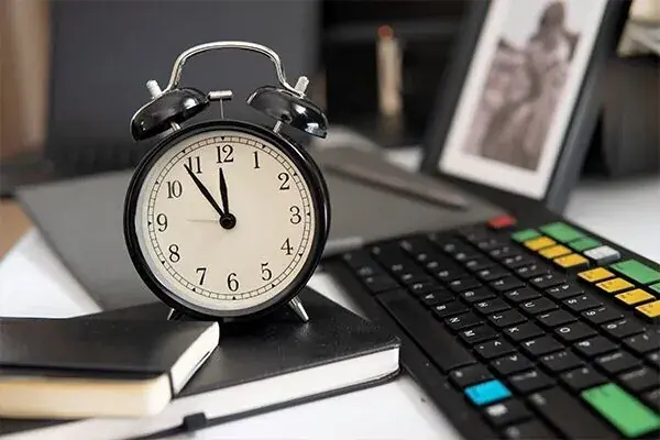 جزئیات تغییر ساعت کاری ادارات دولتی از ۱۵ شهریور