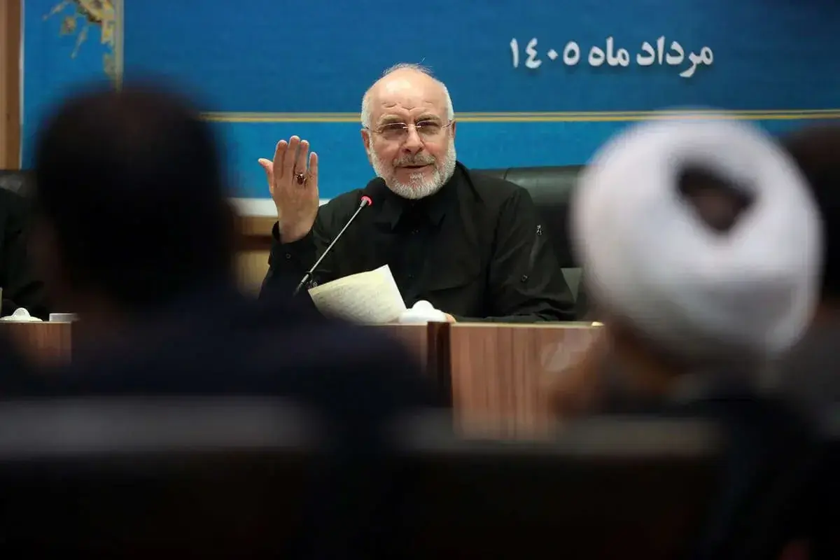  قالیباف: بابا ما لبنان و تمامیت ارضی آن را در توافق آورده‌ایم/ در متن ۱۵ ماده‌‌ای اولیه که ترامپ فرستاده بود، گفته بود «مقاومت را ببوسیم و بگذاریم کنار»، اما [در نهایت] به رسمیت شناختن جبهه مقاومت را به زبان فارسی امضا کرد