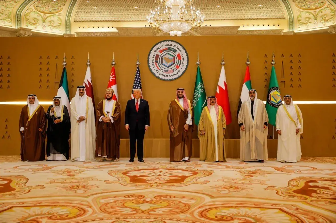 واشنگتنپست: متحدان آمریکا در خلیج فارس درباره اینکه آیا واشنگتن میتواند به یک پایان دیپلماتیک برای درگیری دست یابد یا نه، تردید دارند / مقامهایی از عربستان، امارات، قطر، کویت و بحرین پس از ماهها حملات ایران در نارضایتی خود اتفاقنظر دارند؛ برخی از آنها درباره ارزش ادامه میزبانی از تأسیسات نظامی بزرگ آمریکا نیز بحث میکنند