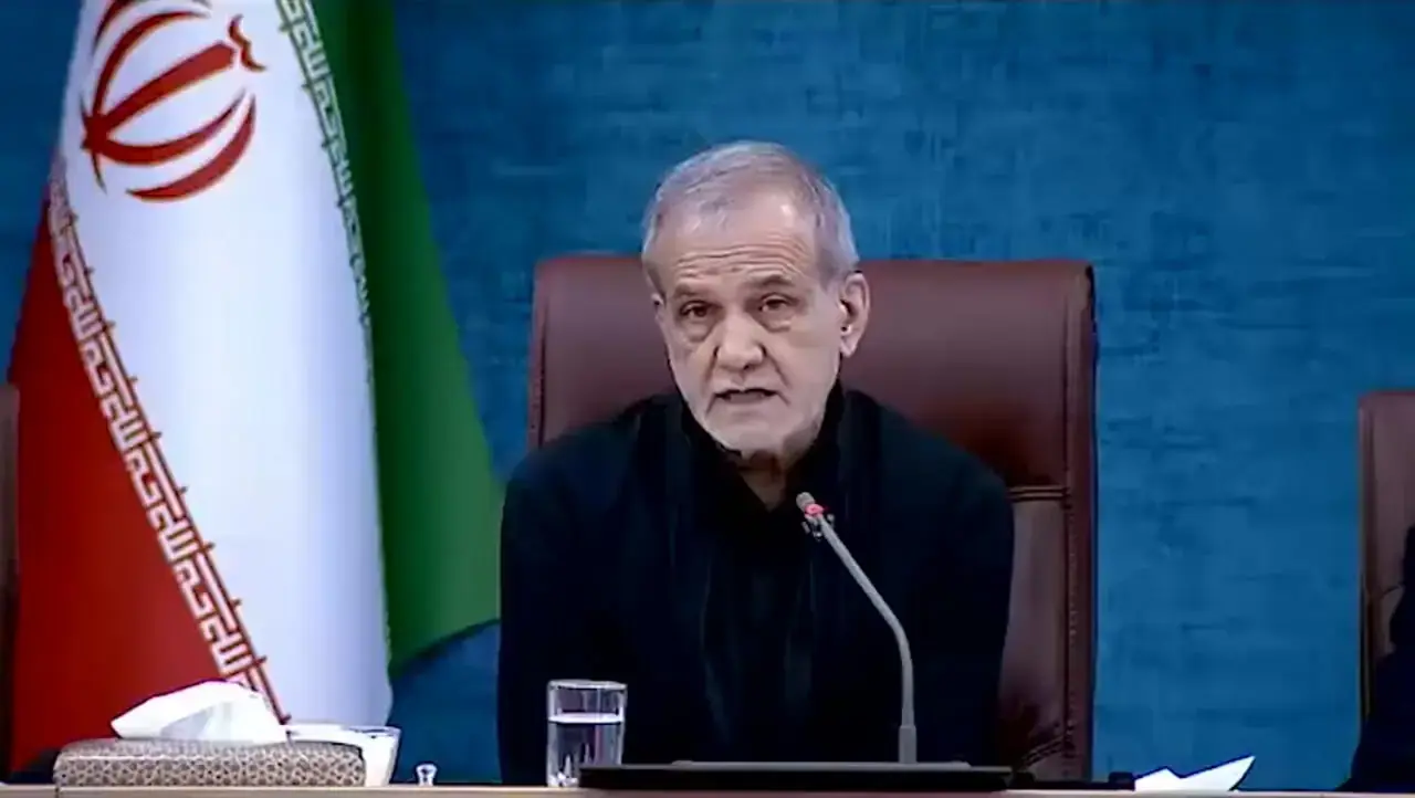  پزشکیان: هیچ وقت در مقابل رهبر نخواهم ایستاد/ نفت می‌توانستیم بفروشیم الان نمی‌توانیم