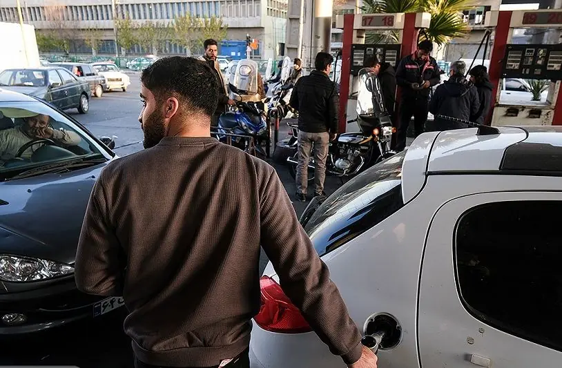  نسخه ۸۷ هزار تومانی بنزین را چه کسی پیچید؟!