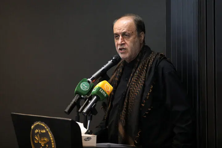 حاجیبابایی: مجلس میتواند حضوری شود