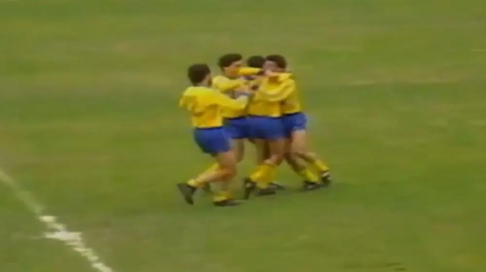 اولین گل اسماعیل کارتال در تاریخ سوپرلیگ ترکیه با پیراهن فنرباغچه (1984)