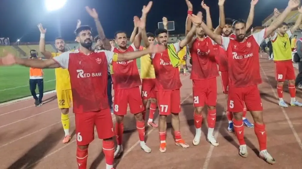  تشویق کنعانی زادگان توسط خودش پس از برتری پرسپولیس مقابل شمس آذر