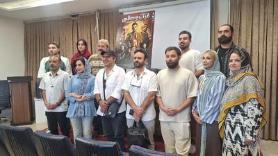  «غرب وحشی»؛ روایت متفاوت یک کمدی خانوادگی در راه صحنه تئاتر اصفهان
