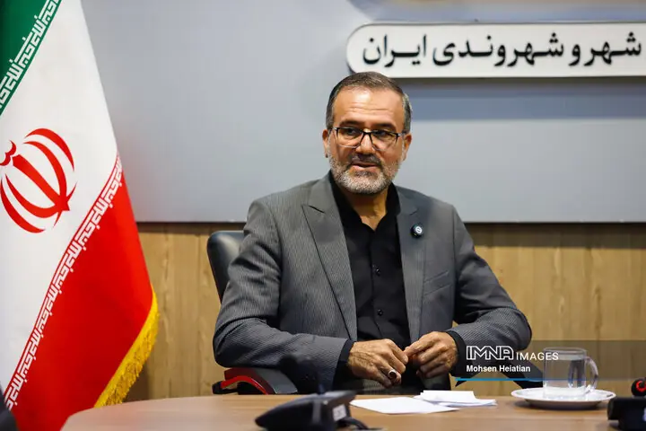 جنگ تمام نشده؛ دشمن سنگر خود را از میدان به فضای مجازی برده است
