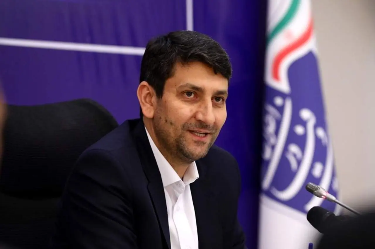 وزیر ارتباطات: اجازه ندادیم ارتباطات جزایر در شرایط جنگی قطع شود