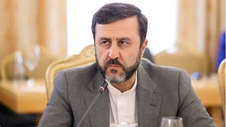 تنگه هرمز ایرانی است و با فرمان ایران باز و بسته خواهد شد