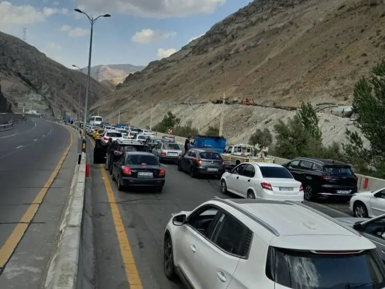 یکطرفه شدن جاده چالوس و آزادراه تهران-شمال از ساعت ۱۲ امروز