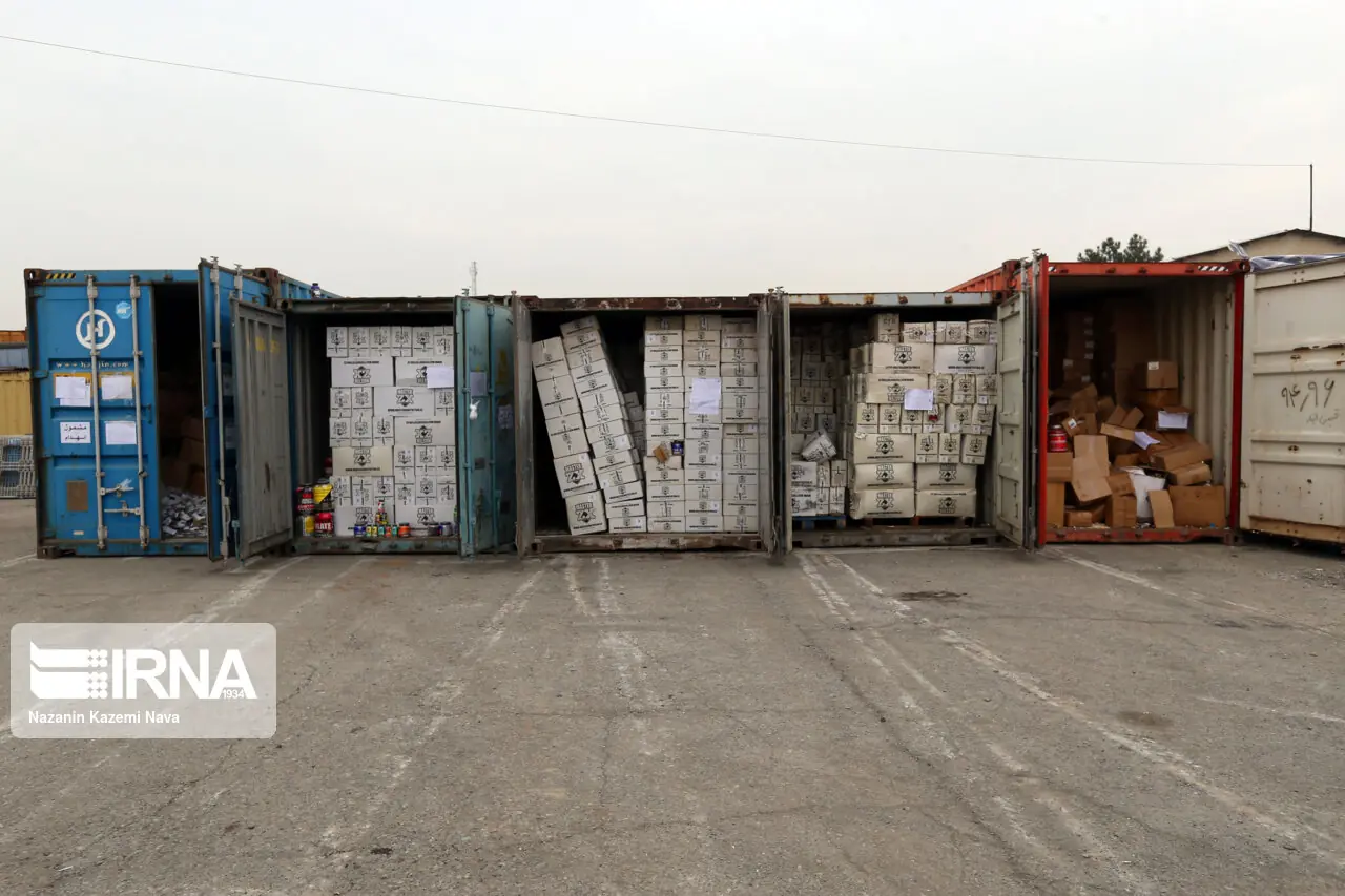 کشف بیش از ۱۷ میلیون قلم انواع کالای قاچاق