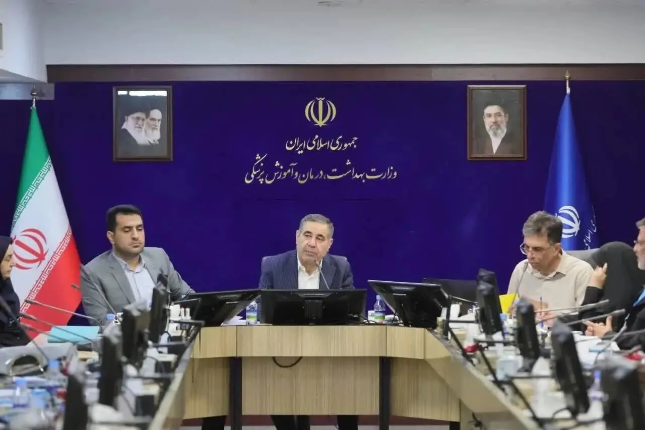 تشکلها باید به بازوی اجتماعی دولت در حل مسائل کشور تبدیل شوند