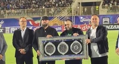  تجلیل باشگاه چادرملو از مداح باید برخاست | جهان نیوز