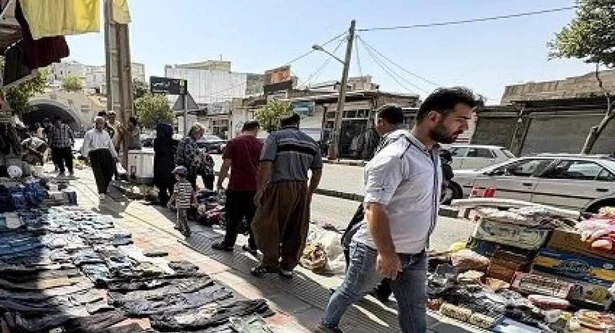 تداوم ساماندهی دستفروشان در محور ۱۵ خرداد | جهان نیوز