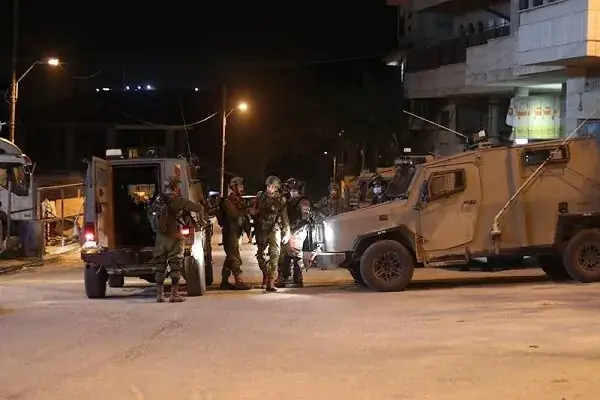 زخمی شدن فلسطینیها در پی حملات شهرک نشینان به کرانه باختری