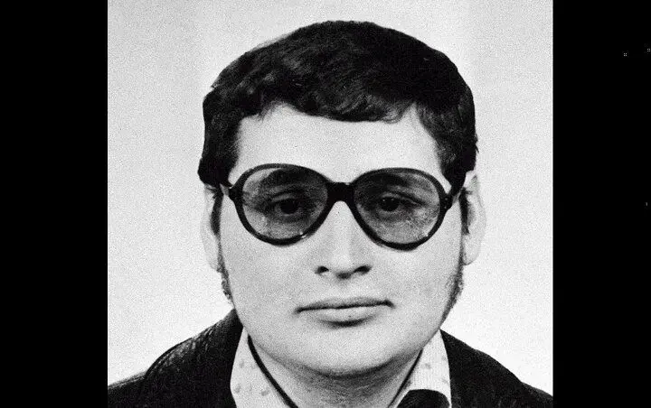 کارلوس شغال دستگیر شد؛ ۲۳ مرداد ۱۳۷۳