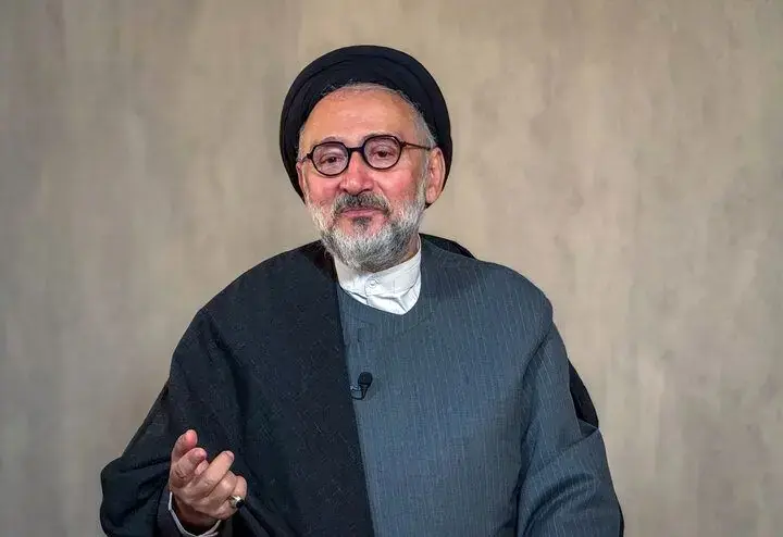 بخشی از تندروها، نیاز حاکمیت هستند و از نظام عبور نمیکنند/ هر وقتی که ضرورت داشته باشد، ترمز افراطیها کشیده بشود، این کار انجام میشود/ تندروها اگر در برابر مردم یا ولایت فقیه بایستند، سرنوشتی مانند مجاهدین خلق پیدا میکنند