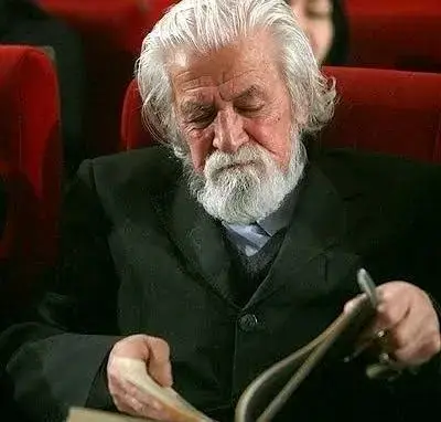 شاعر شعر «خمینی ای امام» که شعر را در خدمت انقلاب گرفت
