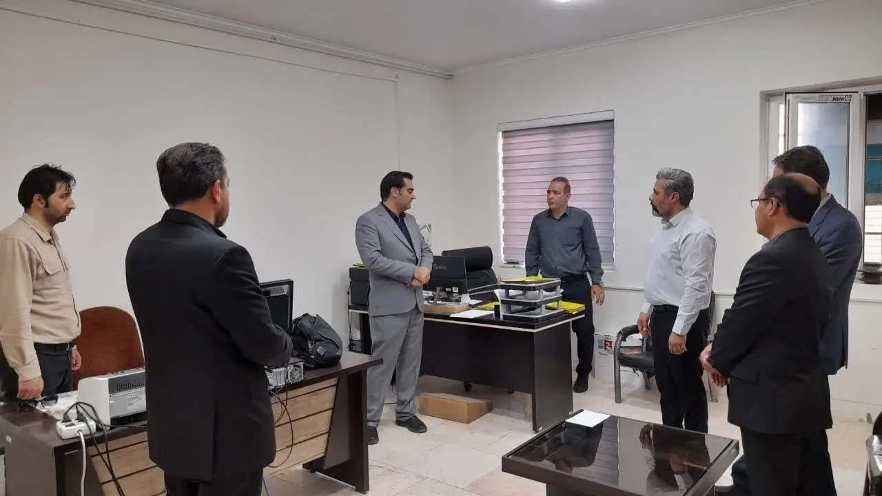 خدمترسانی، محور بازدید مدیرعامل شرکت توزیع برق استان سمنان از امور برق ایوانکی