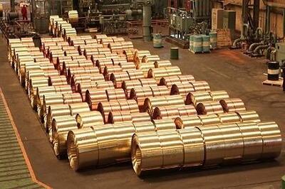چرا قیمت مس از قله عقب نشست؟/ ردپای چین و تعرفههای آمریکا در بازار فلز سرخ