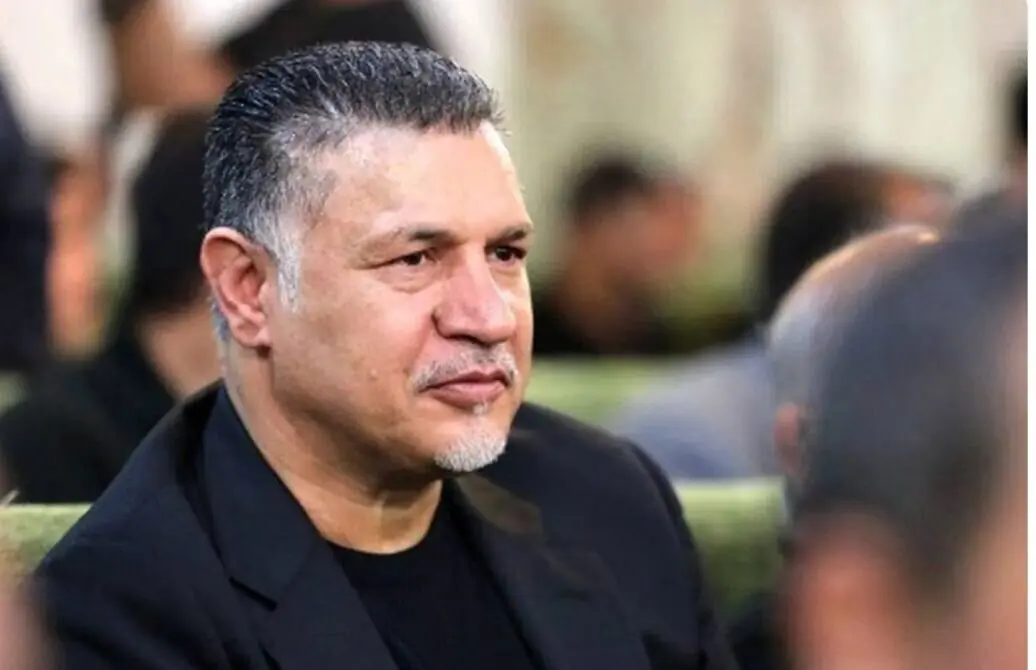 ببینید | تشویق علی دایی توسط هواداران پرسپولیس