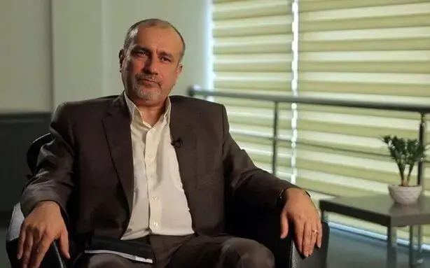 هشدار فعال سیاسی اصلاحطلب درباره نپذیرفتن پایان تجمعات شبانه؛ جمعات که مادام العمر نیستند، کارکردی داشتند و تاریخ مصرفی دارند!