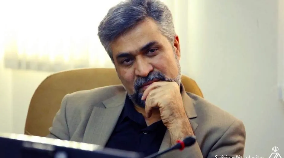 یادداشت دکتر حسین کرمانپور به مناسبت روز خبرنگار: وقتی همه خوابند، تعداد زیادی در سلامت ایران بیدارند؛ برای اینکه ایران بیمار نشود/ خبرنگارها هم خیلی وقتها بیدارند وقتی دیگران خوابند، برای اینکه ببینند، بشنوند، بپرسند و روایت کنند - مردم سالاری آنلاین