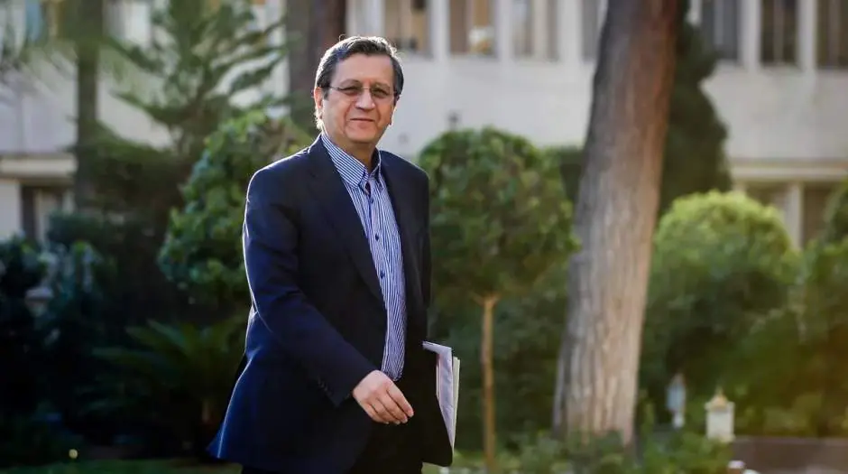 همتی: صندوقهای سرمایهگذاری ارزی برای جذب منابع خرد راهاندازی میشوند - مردم سالاری آنلاین
