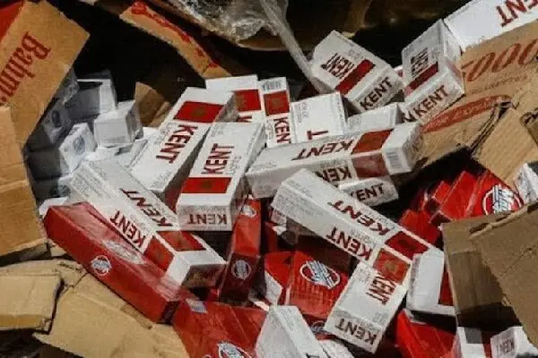 قاچاقچی سیگار در نهاوند به بیش از ۳۶ میلیارد ریال جریمه محکوم شد