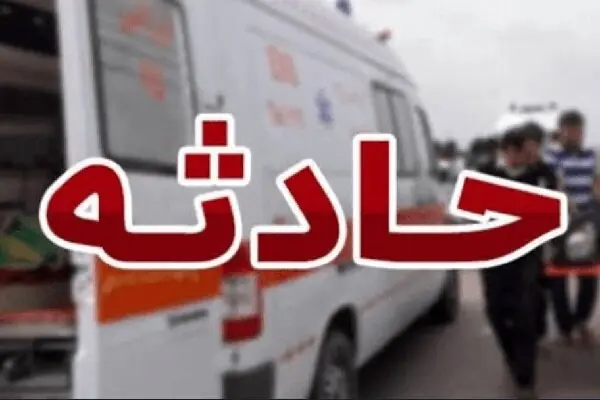 برخورد خودرو با تیرچراغ برق در زنجان یک کشته برجا گذاشت