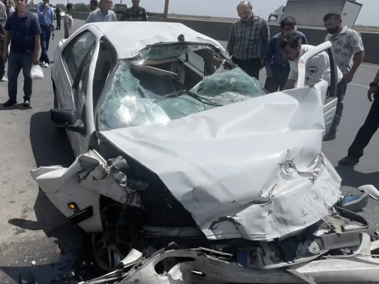 خوابآلودگی راننده پژو پارس جان یک نفر را در جاده قدیم قزوین-رشت گرفت