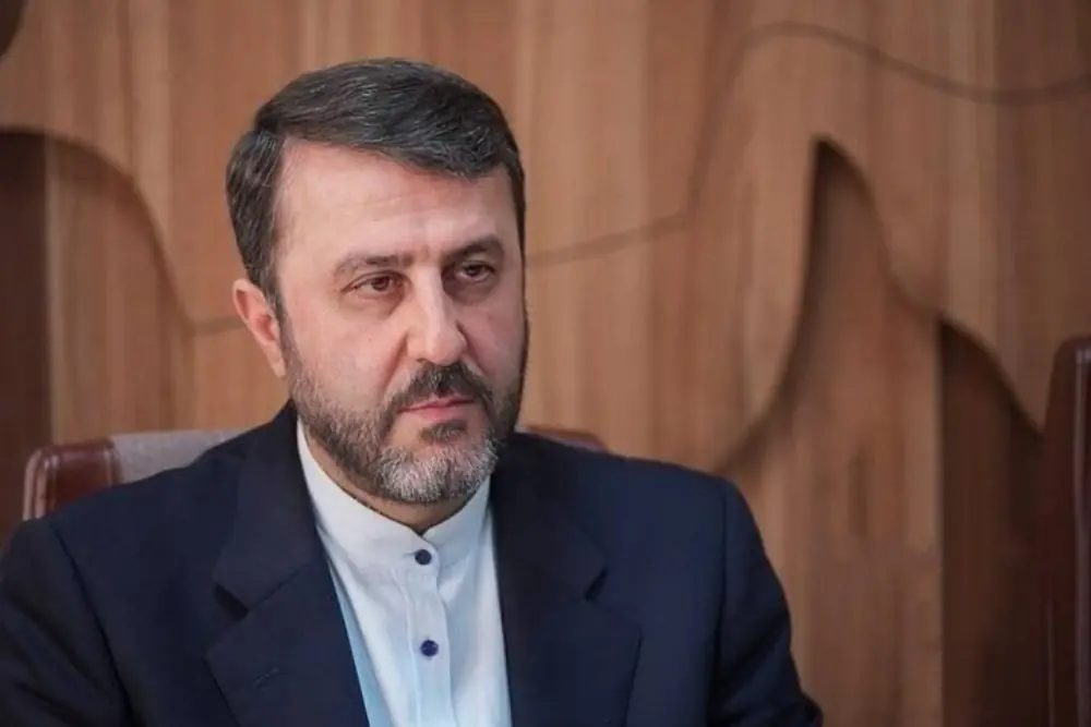 هشدار ایران به آمریکا درباره تنگه هرمز؛ تهران عقبنشینی نمیکند