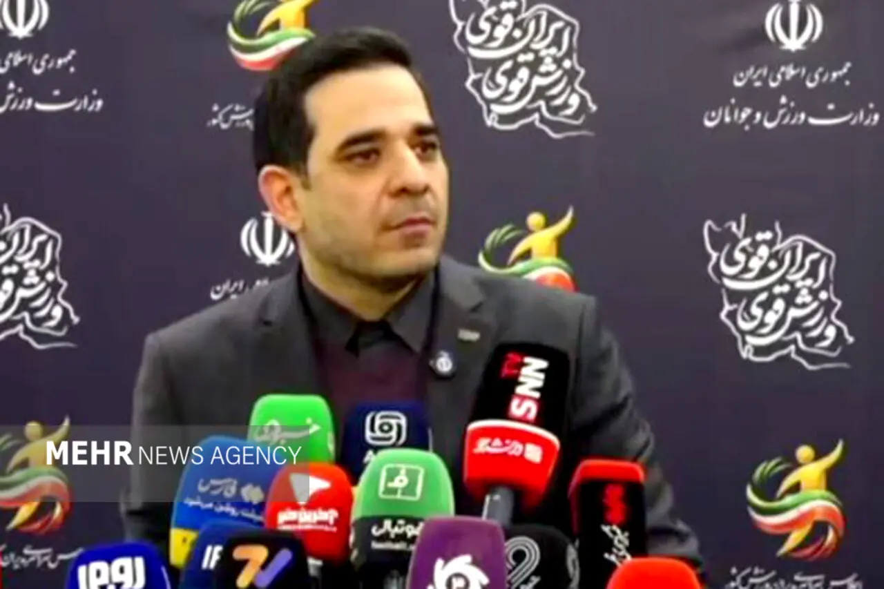 تقوی خطاب به ملیپوشان: بدهیتان به مردم با مسائل مادی پاک نمیشود - پارس فوتبال