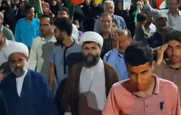  راهپیمایی شبانه مردم انقلابی آبدان - پارس فوتبال
