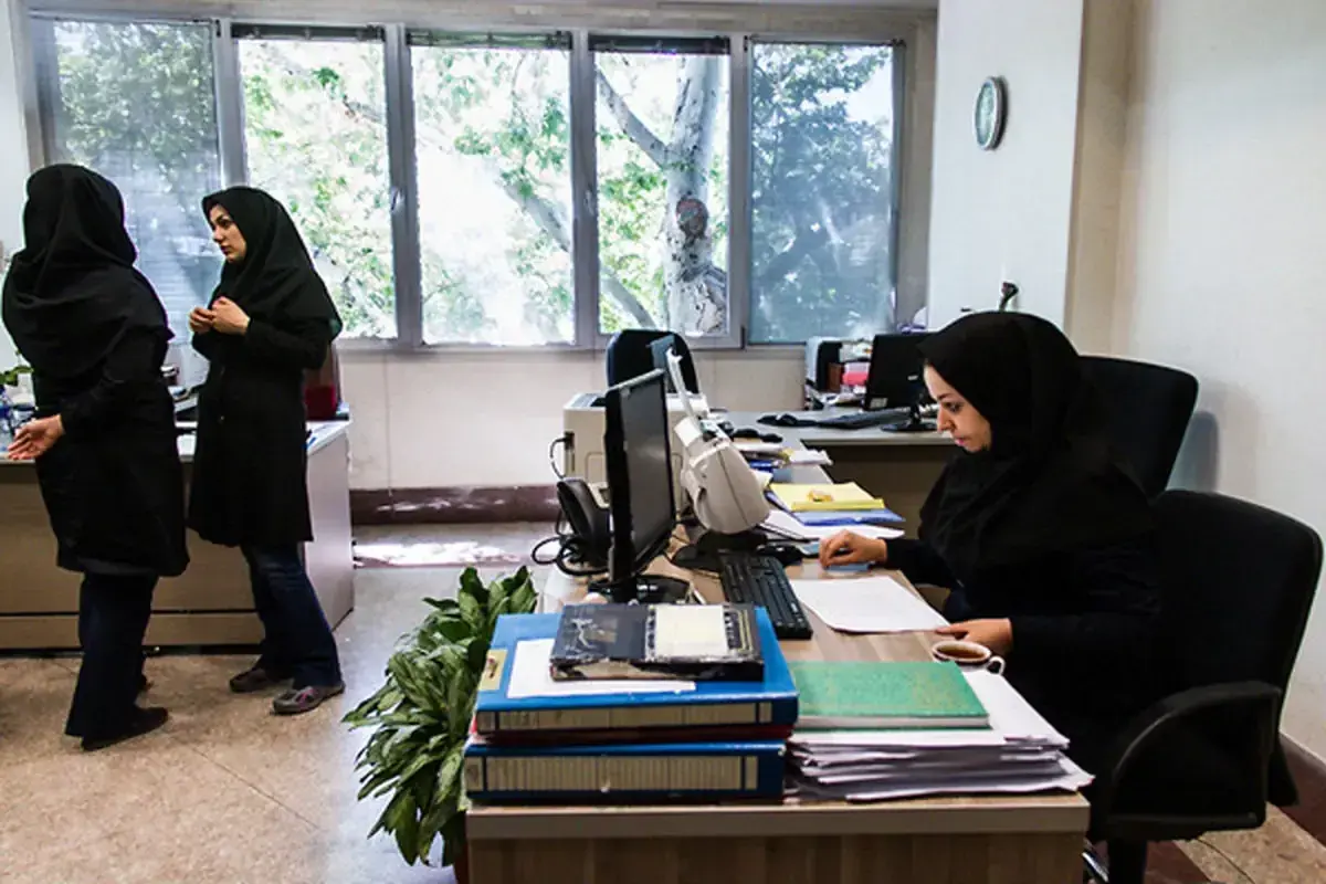 ساعت کاری ادارات تا ۱۵ شهریور اعلام شد