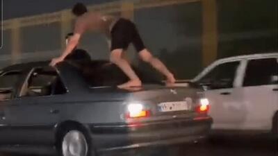  ویدئو | توقیف خودروی پژو پارس متخلف پس‌ از حرکات خطرآفرین در کیانپارس اهواز (۲۴ مرداد ۱۴۰۵)