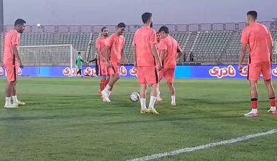 ویدئو|پرسپولیس آماده یک نبرد تازه؛ سرخها وارد زمین شدند