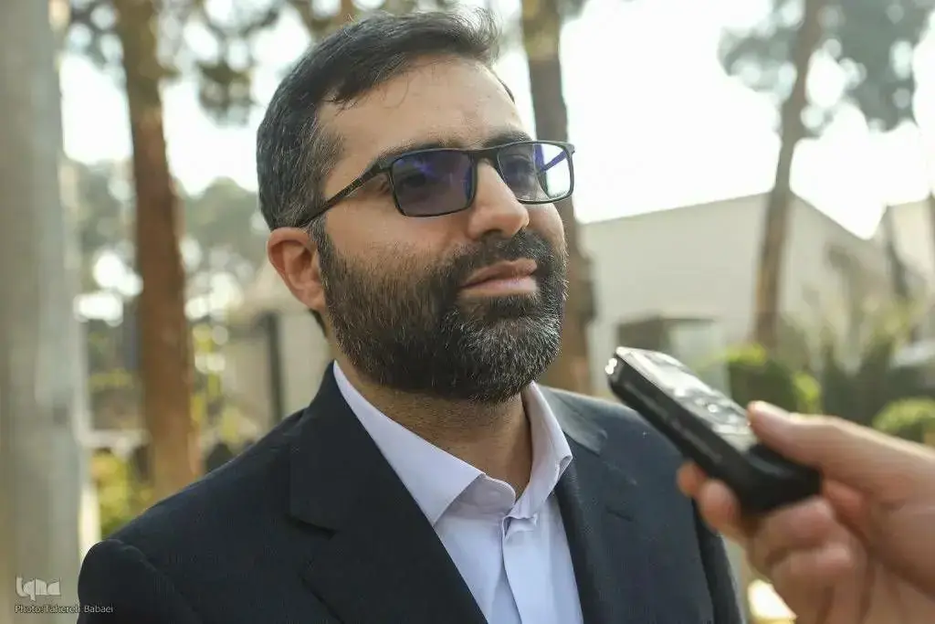 یک بام و دو هوای بنزین و خودرو