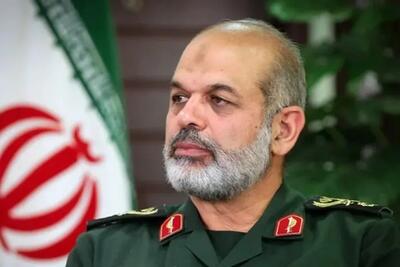سرلشکر وحیدی: مسلحترین ارتش تاریخ جهان را به زانو در آوردیم