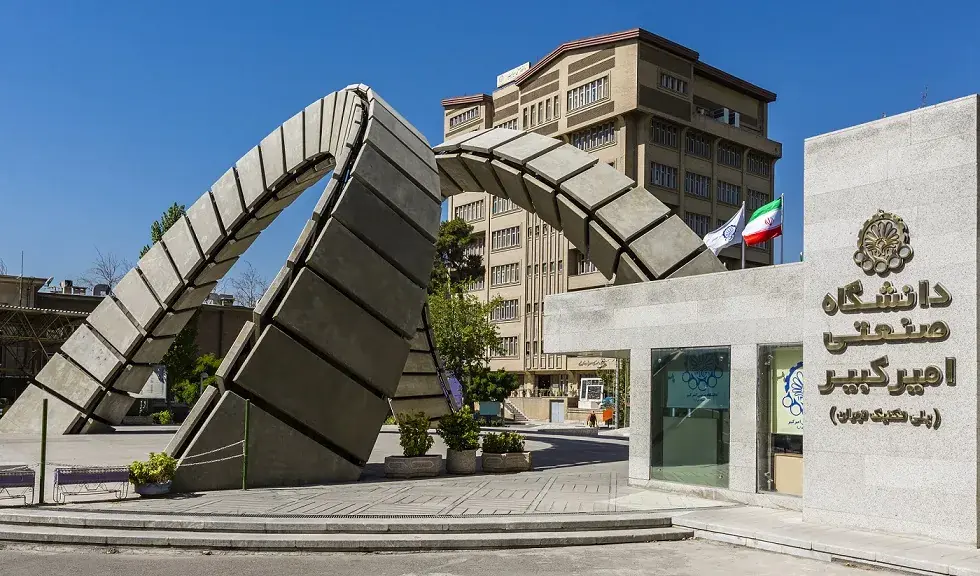 تأکید بر گذار از مدیریت دستوری به تسهیلگری در انجمنهای علمی دانشجویی