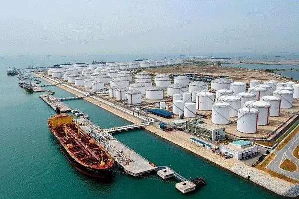 کاهش صادرات نفت غرب آسیا
