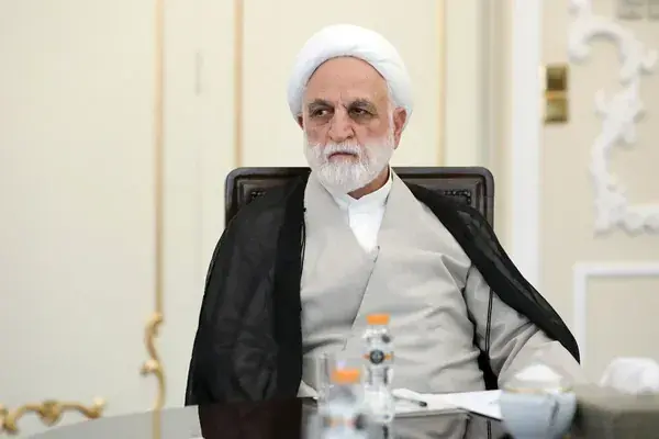 نشست سران سه قوا به میزبانی پزشکیان / بررسی اولویتهای کشور و تأکید بر همافزایی+ عکس
