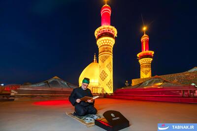 عکس: تعویض پرچم حرم امام حسین علیهالسلام و حضرت عباس علیهالسلام