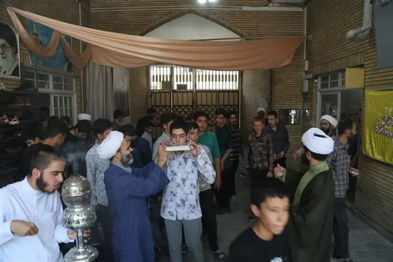 آغاز میثاق طلبگی در همدان با حضور 180 داوطلب - تسنیم