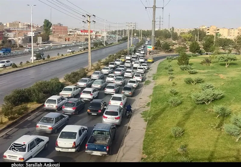 ترافیک سنگین در جادههای شمال - تسنیم