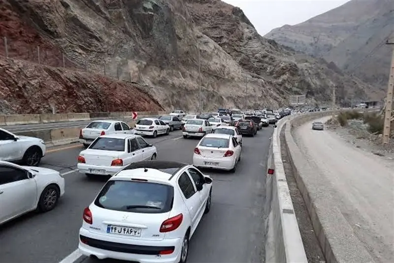 ترافیک پرحجم در جادههای «کندوان، سوادکوه و هراز» - تسنیم