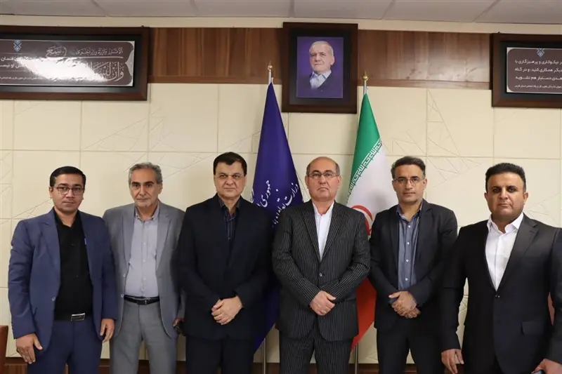 طرحهای رفاهی و ورزشی کارگران کازرون در آستانه بهرهبرداری - تسنیم