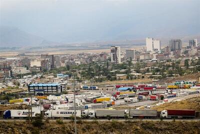 وعده کاهش ایستایی کامیونها در مرز بازرگان به 4 روز